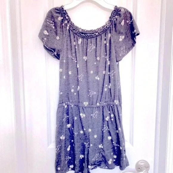 Old Navy Girl’s Size 12 Charcoal Gray Daisy Romper - Picture 2 of 8